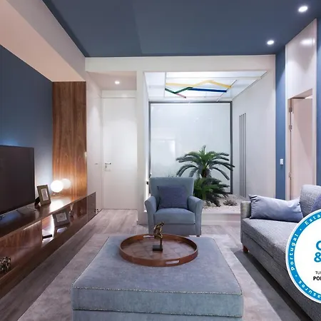 Appartement Charming Luxurious Flat With Garage By Host Wise