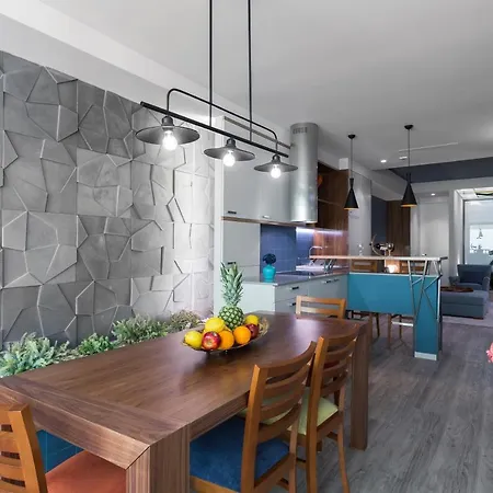 Charming Luxurious Flat With Garage By Host Wise Apartment Porto