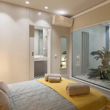 Charming Luxurious Flat With Garage By Host Wise